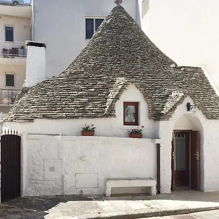 Trullo Carducci Apartment